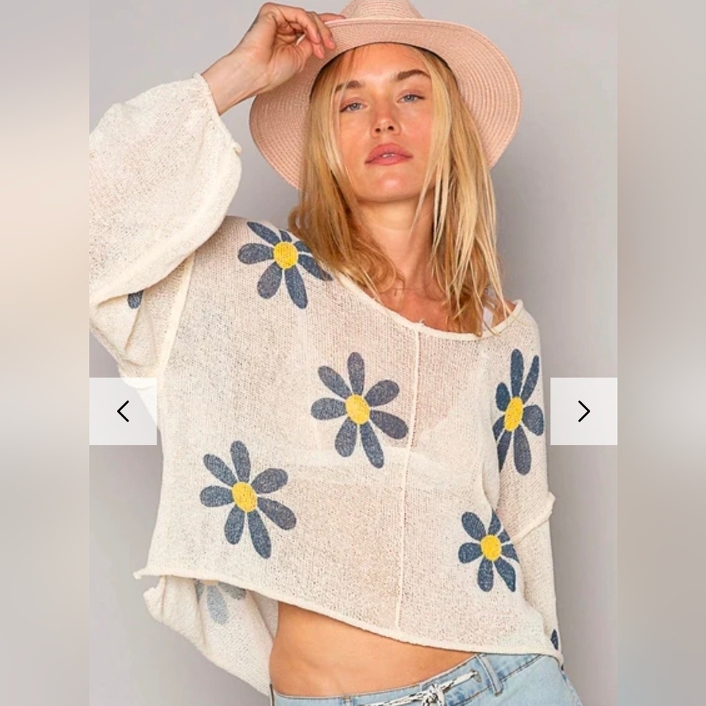 POL - Floral Print Sweater Size L